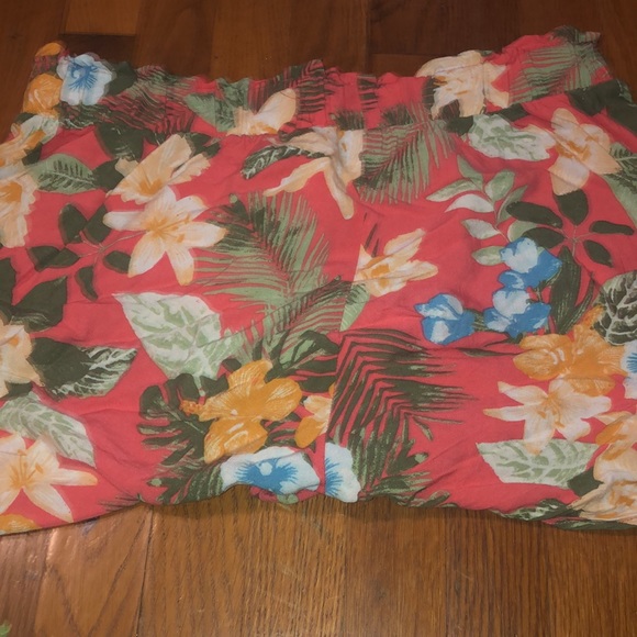 A pair of flowy shorts, a 1X and very colorful. From New Look - Picture 3 of 3